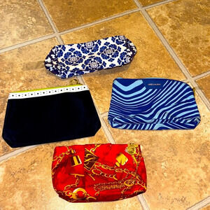 ESTEE LAUDER Makeup/Cosmetic/Skincare Assorted Zipper Bags Bundle Set of 4